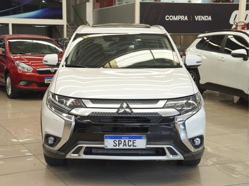Mitsubishi Outlander 2.2 MIVEC DI-D DIESEL HPE-S AWD AUTOMÁTICO