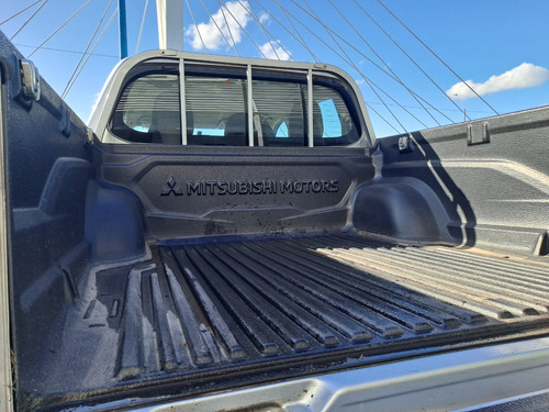 Mitsubishi L200 4x2 Diesel 2.4turbo Mt P.leasing 2024 0km