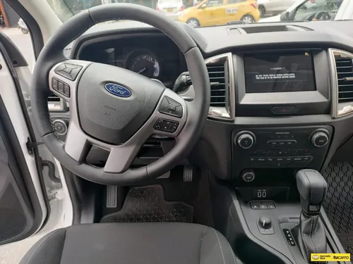 Ford Ranger 3.2 XLT AT