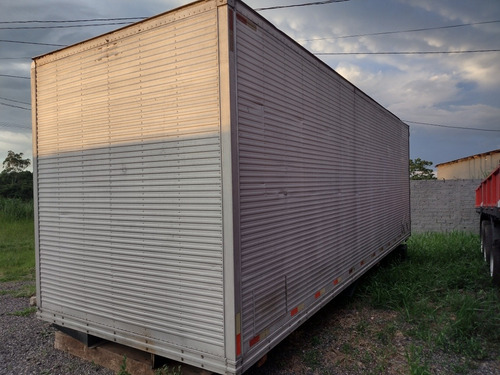 Imagem 4 de 11 de Bau Para Truck