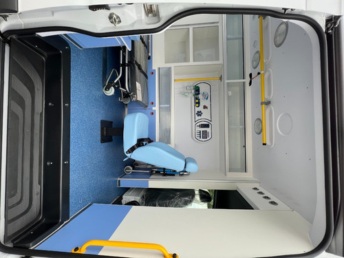 Imagem 17 de 17 de Mercedes-benz Sprinter Furgão Ambulância Uti