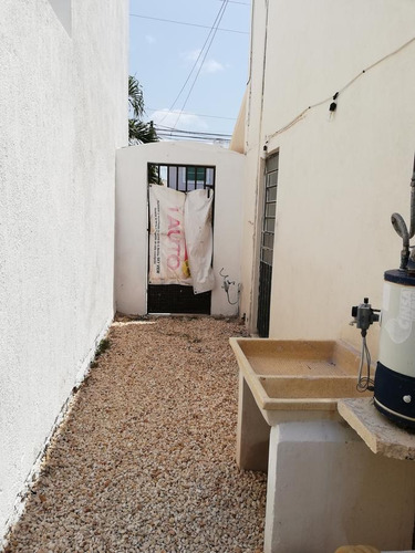Imagen 8 de 8 de Casa - Fraccionamiento Jardines Del Norte