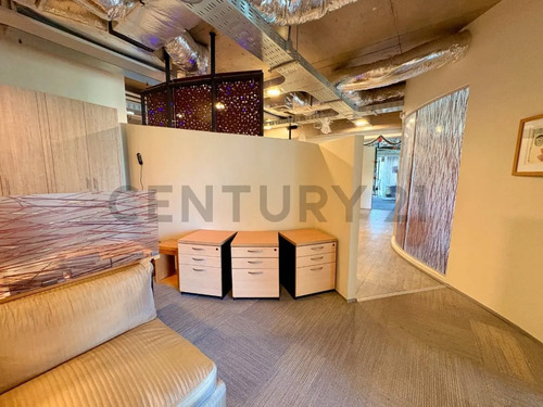 Oficina En Venta, Amoblada, Metro Los Dominicos, Las Condes