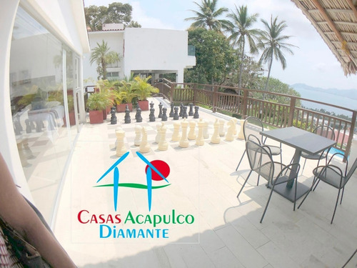 Imagen 3 de 14 de Cad Villas Leo. Terraza, Sala Familiar. Vista A La Bahía