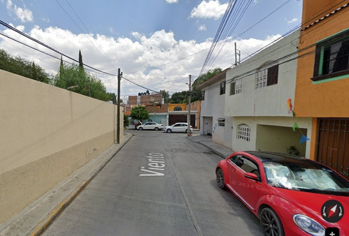 Casa Ubicada En Colonia Garita De Jalisco San Luis Potosí Jalisco. Con 2 Recamaras Y 111m2. Con Acceso Controlado. A Unos Minutos De Plaza Citadella.