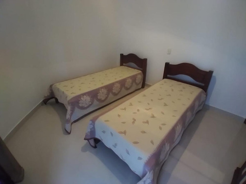 Imagem 11 de 15 de Apartamento Para Venda Em Guarujá, Enseada, 2 Dormitórios, 2 Banheiros, 1 Vaga - Ap84_2-1641075