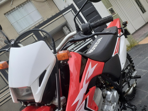 Honda Tornado 250
