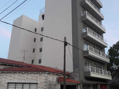 Imagen 4 de 9 de Departamento En Venta En Valentín Alsina