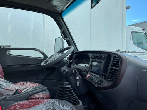 Hyundai Hd65