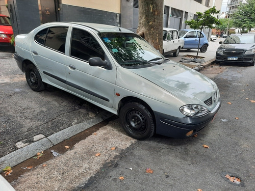 Imagen 2 de 10 de Renault Megane 2008 1.6 Tric Pack Gnc