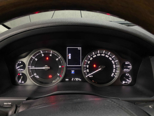 Imagen 7 de 9 de Toyota Land Cruiser 200