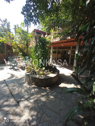 Konkasa Vende Urb Cantarrana, Las Delicias, Maracay. Tz