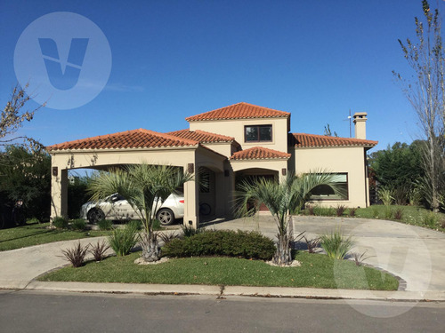 Casa En Venta Y Alquiler - Barrio La Horqueta De Echeverría, Canning