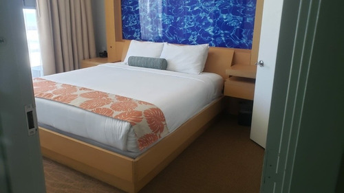 Imagen 2 de 19 de Miami Apartamento En Marenas Resort Vista Al Mar