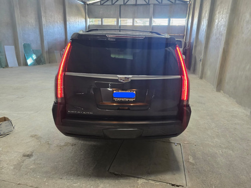 Cadillac Escalade ESV 6.2 Platinum At