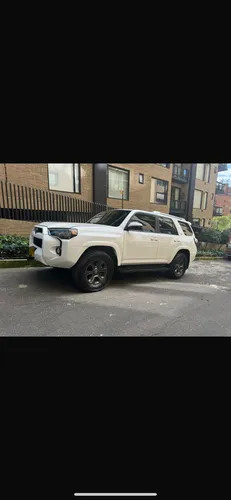 Toyota 4Runner 4.0 Sr5 Automática