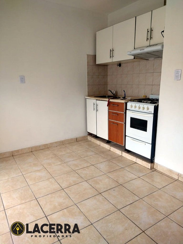 Venta De Departamento 3 Ambientes  