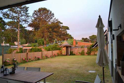 Imagen 8 de 8 de Impecable Y Muy Confortable Casa, Excelente Zona Cerca De Todo