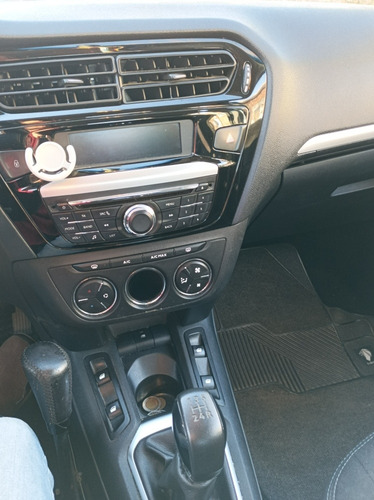 Imagen 2 de 7 de Peugeot 301 2016 1.6 Allure Plus