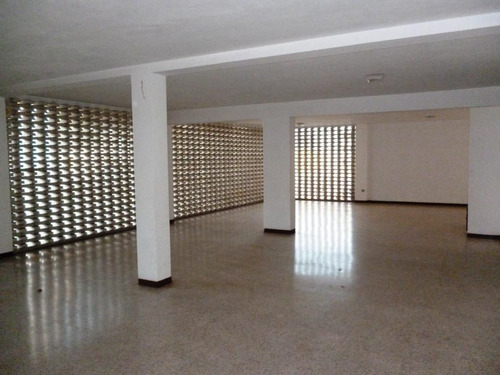 Imagen 8 de 17 de Apartamento En Venta En Cumbres De Curumo 22-7143 Gustavo Nieves 0412 6057058