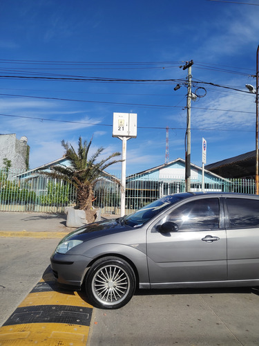 Ford Focus 1.6 Sedan One Ambiente Mp3