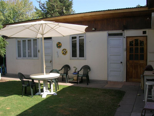 Casa En Venta De 5 Dorm. En Macul