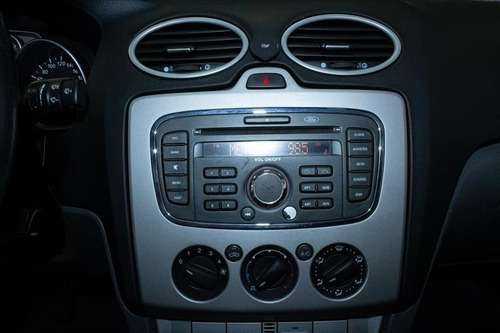 Imagem 9 de 11 de Ford Focus 1.6 Gl 16v