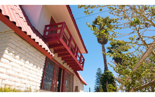 Casa En Terreno De 350 M2 A 3 Cuadras De Playa Amarilla De C