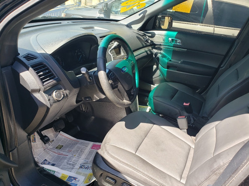 Imagen 7 de 9 de Ford Explorer 2016 Negro