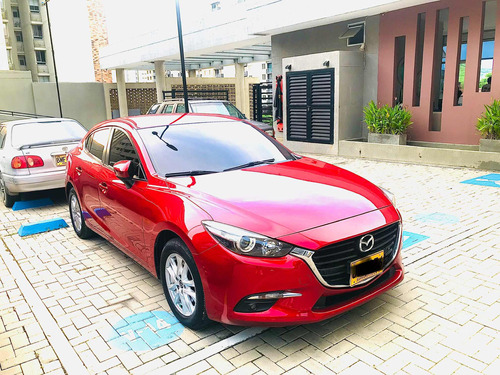 Mazda 3 2.0 Sport Touring