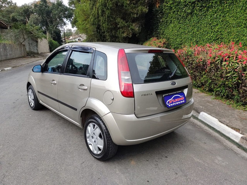Imagem 8 de 10 de Ford Fiesta 1.6 Mpi 8v Flex, Dvd1245