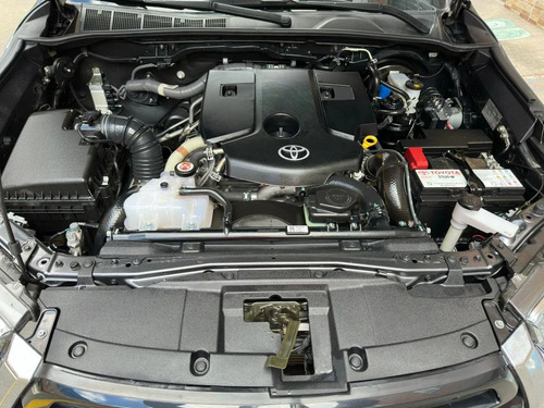 Toyota Hilux 2.8