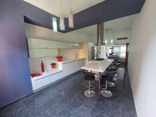 Imagen 5 de 15 de En Venta Apartamento En La Trigaleña-aca