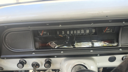 Ford F-100 F100 V8
