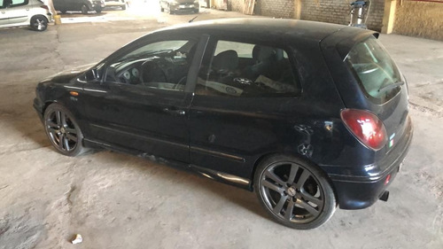 Imagen 8 de 15 de Fiat Bravo 1999 2.0 Hgt Black Ink