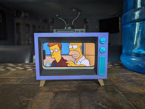 Tv Simpson Soporte Celular (Usado)