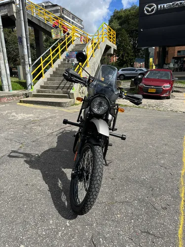 Royal Enfield Himalayan 411 2024