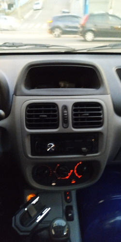 Renault Clio 2010 1.0 16v Campus Hi-flex 3p