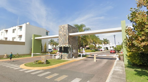 Casa En Venta En Tlaquepaque, Jalisco Mm2.