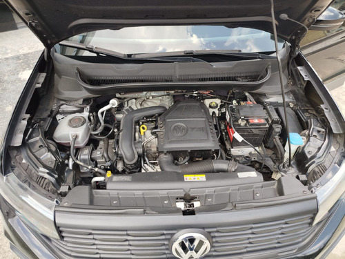 Volkswagen T-Cross 1.0 200 TSI TOTAL FLEX AUTOMÁTICO