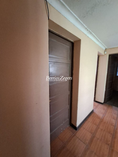 Terreno Construcción En Venta, Macul Cercano A Municipalidad