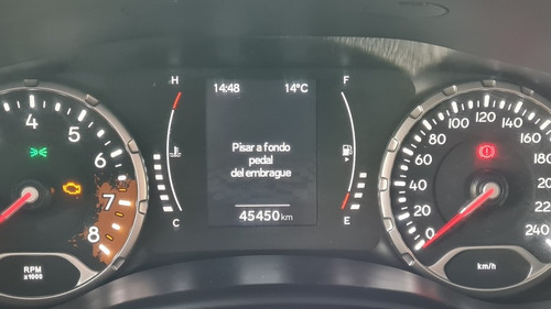 Imagen 4 de 16 de Jeep Renegade 2021 1.8 Sport