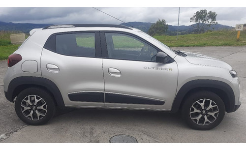 Renault Kwid Outsider 1.0cc MT AA