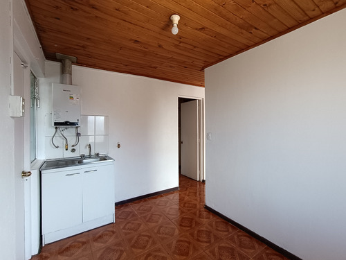 Se Arrienda Casa En Sector Escuadrón, Coronel. (3d 2b)
