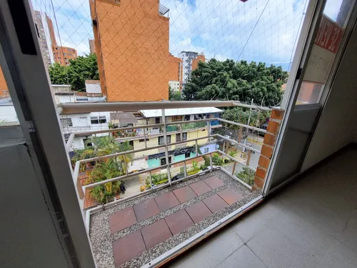 Apartamento Duplex En Venta En Laureles