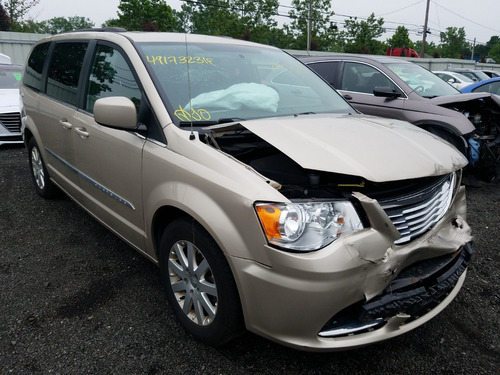 Chrysler Town Country 2016 Por Partes Piezas Desarmo Yonke 