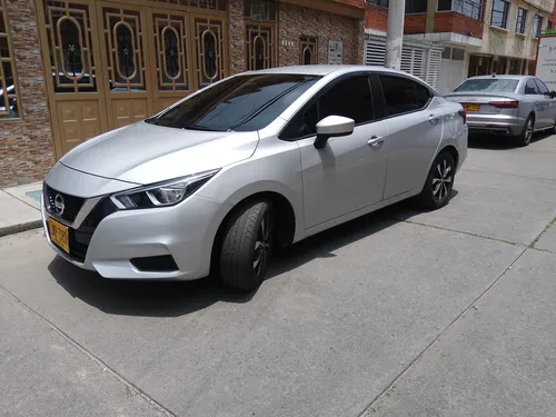 Nissan Versa 1.6 Sense