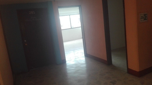 Imagen 8 de 15 de Venta Edificio Con Oficinas Productivas En Zona Comercial Toluca