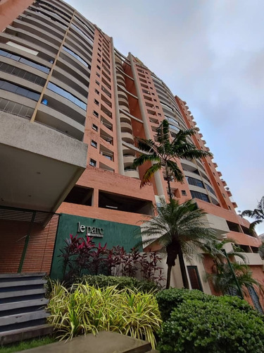 Apartamento Totalmente Amoblado En Urb. El Parral, Res. Le Parc Suite Cl-drt