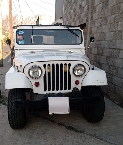 Imagen 2 de 11 de Jeep Ika Corto 4x2